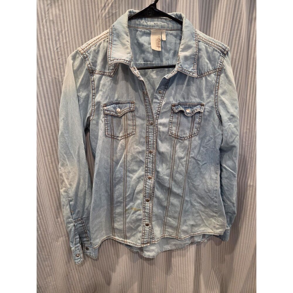 Altar'd State Chambray Western Denim Snap Shirt S Boho Coastal Cowgirl